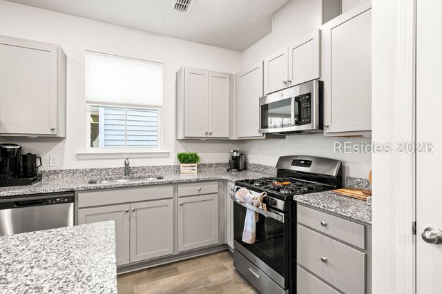 44 Parr Ct, Bluffton, SC 29910