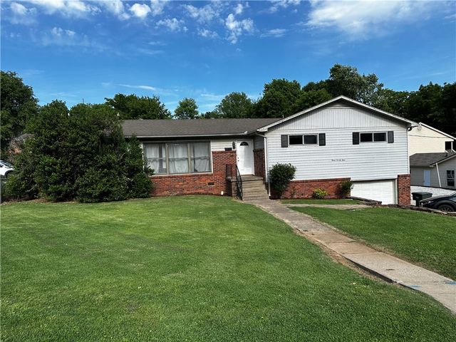 324 Buchanan Avenue, Fayetteville, AR 72701