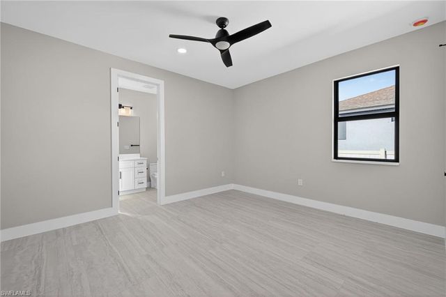 2700 Beach PKWY W, Cape Coral, FL 33914