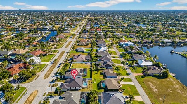 2700 Beach PKWY W, Cape Coral, FL 33914