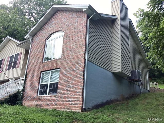 2011 Shady Station Trail, Dupo, IL 62239