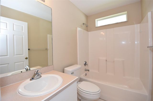 32 SLUMBER PATH, Palm Coast, FL 32164