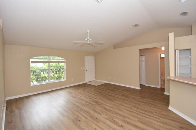 32 SLUMBER PATH, Palm Coast, FL 32164