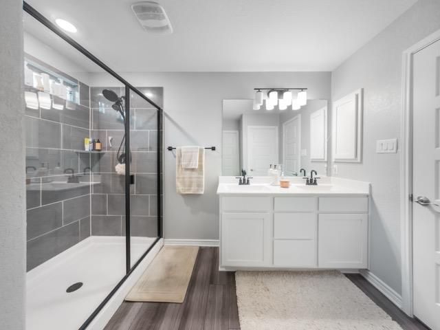 364 Dakota CRK, New Braunfels, TX 78130