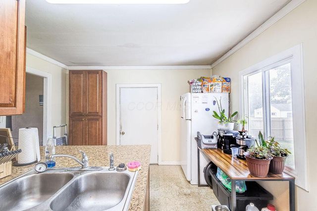 20 Buena Vista Avenue, Mount Vernon, OH 43050