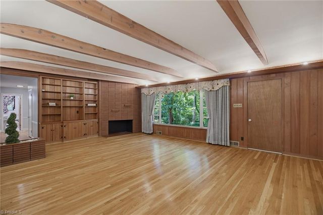 1011 Huntingdon Road, Winston-salem, NC 27104