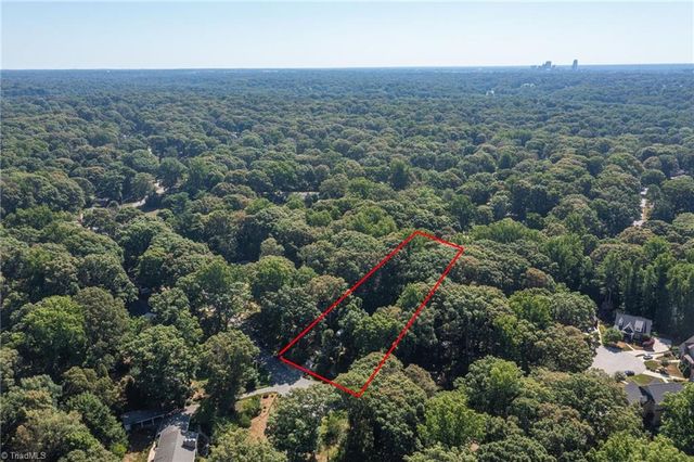 1011 Huntingdon Road, Winston-salem, NC 27104
