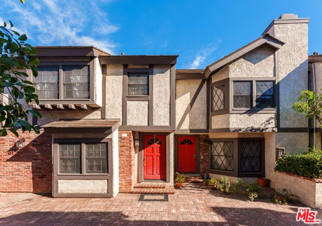 11940 Weddington Street 17, Valley Village, CA 91607