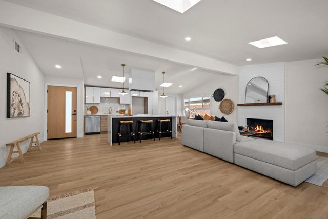 2631 Raymell Dr, San Diego, CA 92123