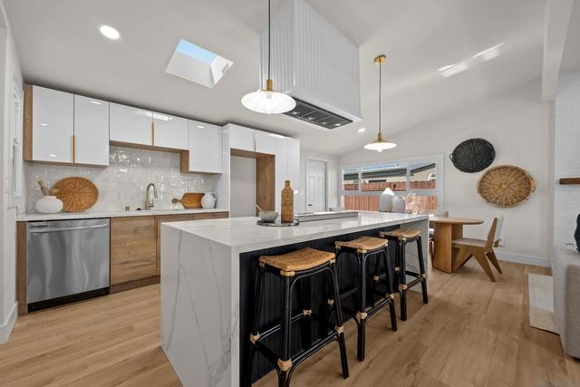 2631 Raymell Dr, San Diego, CA 92123