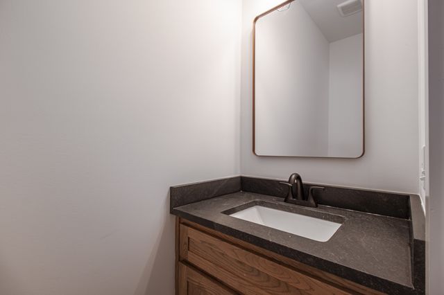 835 Lexington Cir, Manchester, TN 37355