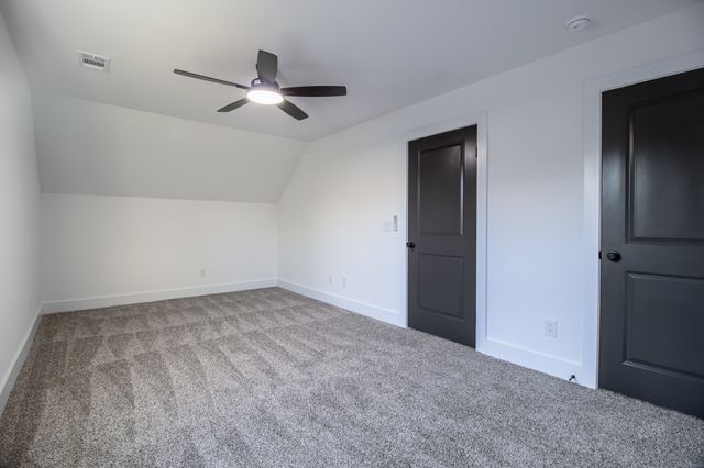 835 Lexington Cir, Manchester, TN 37355