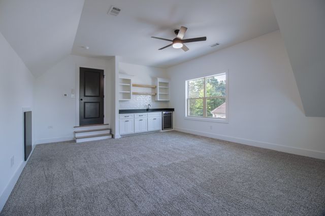 835 Lexington Cir, Manchester, TN 37355