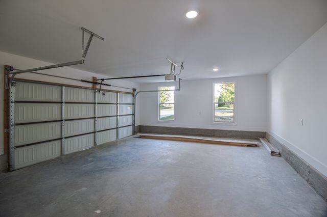 835 Lexington Cir, Manchester, TN 37355