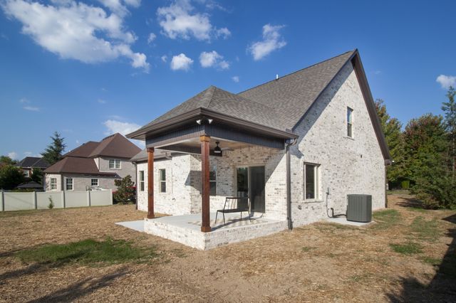 835 Lexington Cir, Manchester, TN 37355