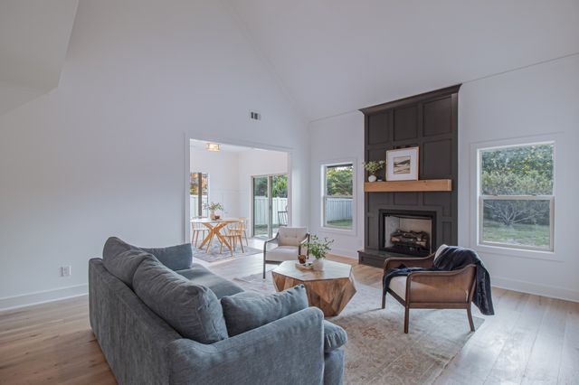 835 Lexington Cir, Manchester, TN 37355