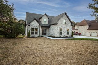 835 Lexington Cir, Manchester, TN 37355