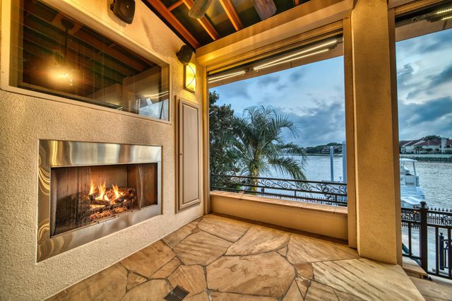 1403 Oceanside Lane, League City, TX 77573