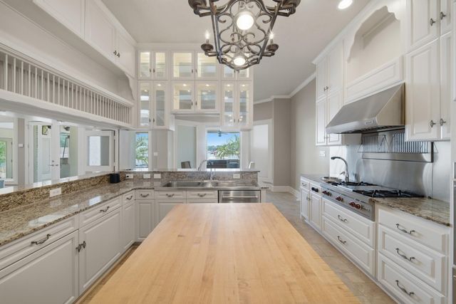 1403 Oceanside Lane, League City, TX 77573