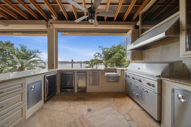1403 Oceanside Lane, League City, TX 77573