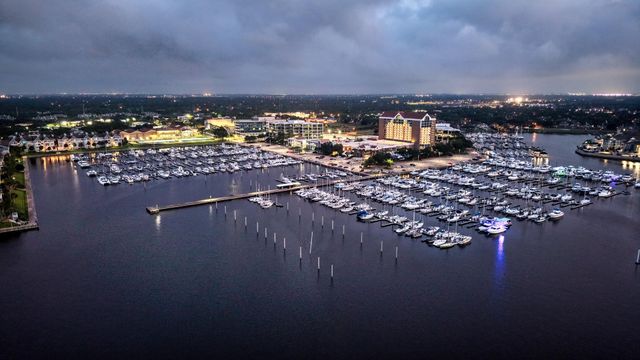 1403 Oceanside Lane, League City, TX 77573