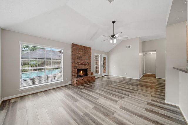 2004 Landing Boulevard, League City, TX 77573