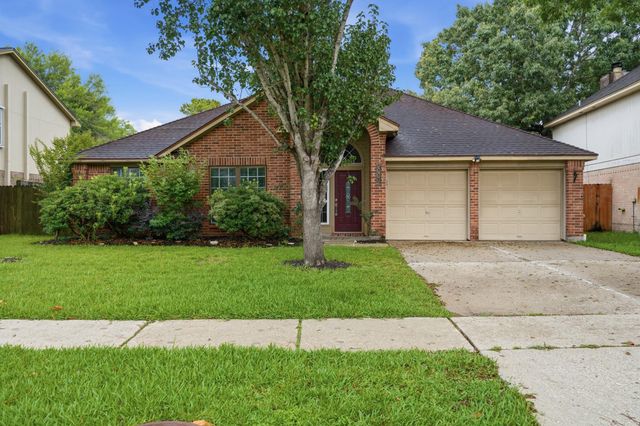 2004 Landing Boulevard, League City, TX 77573