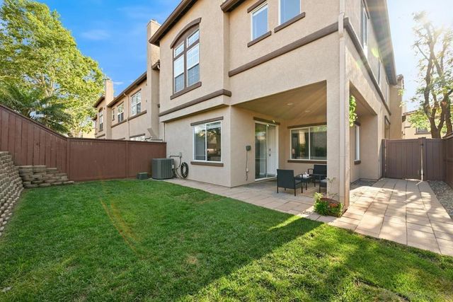 4484 Brisbane Way 5, Oceanside, CA 92058