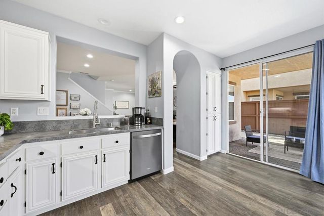 4484 Brisbane Way 5, Oceanside, CA 92058