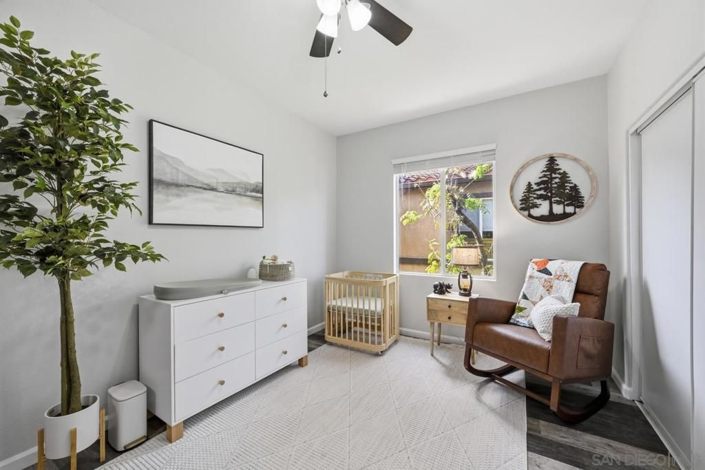 Image 12 of property listing at 4484 Brisbane Way 5, Oceanside, CA 92058