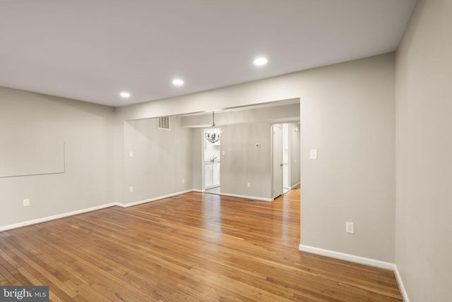 11949 BARGATE CT, North Bethesda, MD 20852