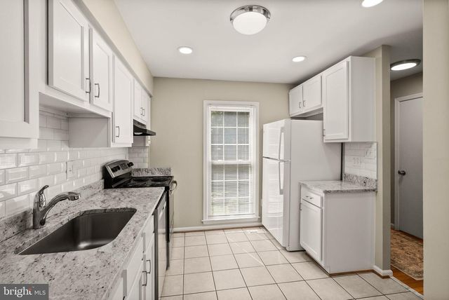 11949 BARGATE CT, North Bethesda, MD 20852