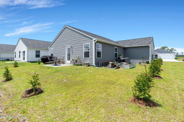 4901 Abbington Oaks Way SE, Southport, NC 28461