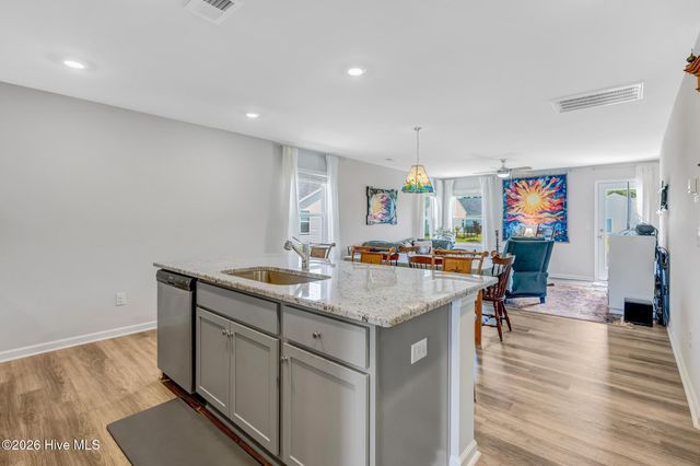 4901 Abbington Oaks Way SE, Southport, NC 28461