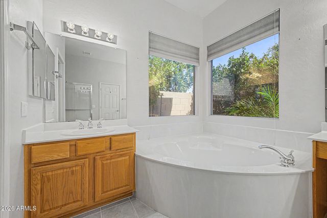 333 W DUBLIN Street, Gilbert, AZ 85233