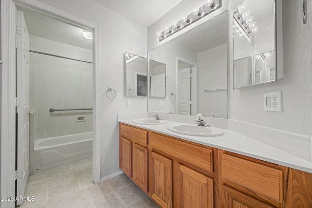 333 W DUBLIN Street, Gilbert, AZ 85233