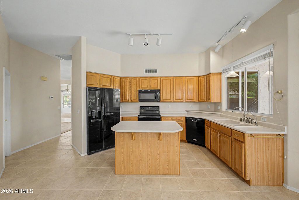 333 W DUBLIN Street, Gilbert, AZ 85233 — photo 5