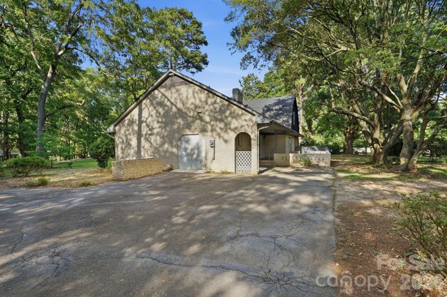 127 Forest Hills Drive, Monroe, NC 28112