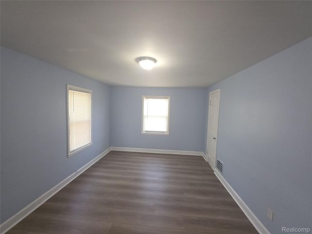 9141 Bedford Street, Detroit, MI 48224