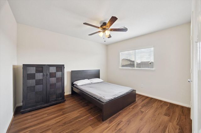 1511 Claremont Garden Circle, Houston, TX 77047