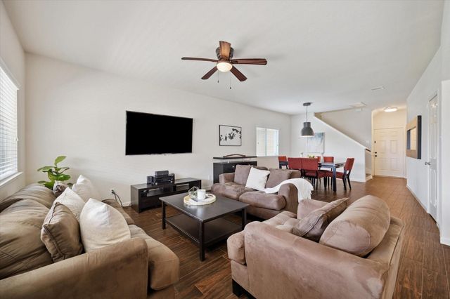 1511 Claremont Garden Circle, Houston, TX 77047