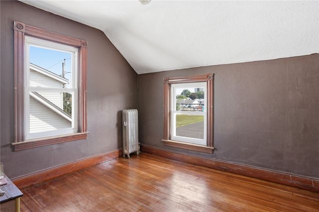 28 Orlo Avenue, East Providence, RI 02914