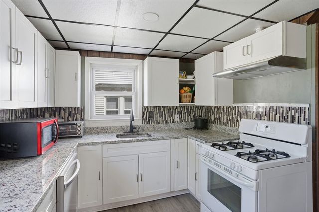 28 Orlo Avenue, East Providence, RI 02914