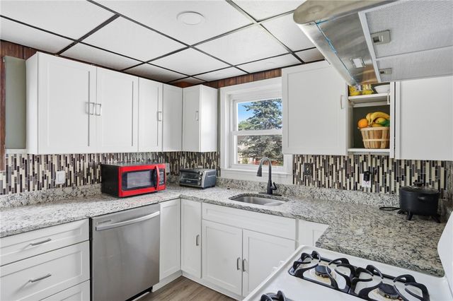 28 Orlo Avenue, East Providence, RI 02914