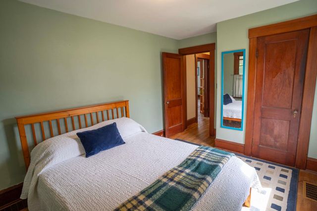 29 Perrotta Place, Burlington, VT 05401
