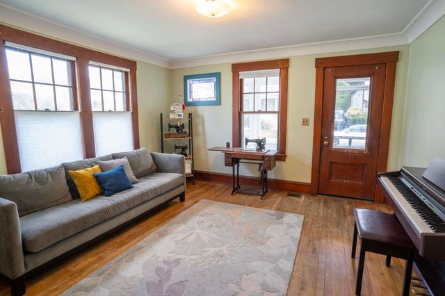 29 Perrotta Place, Burlington, VT 05401