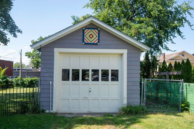 29 Perrotta Place, Burlington, VT 05401
