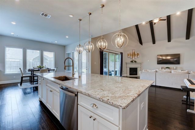 3715 Basalt Street, Iowa Colony, TX 77583