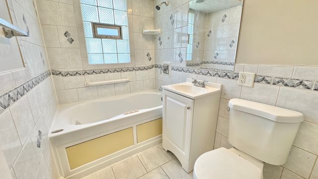 17303 Roy Street, Lansing, IL 60438