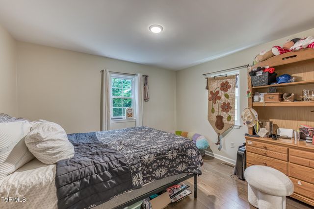 380 Bristol Caverns Highway, Bristol, TN 37620